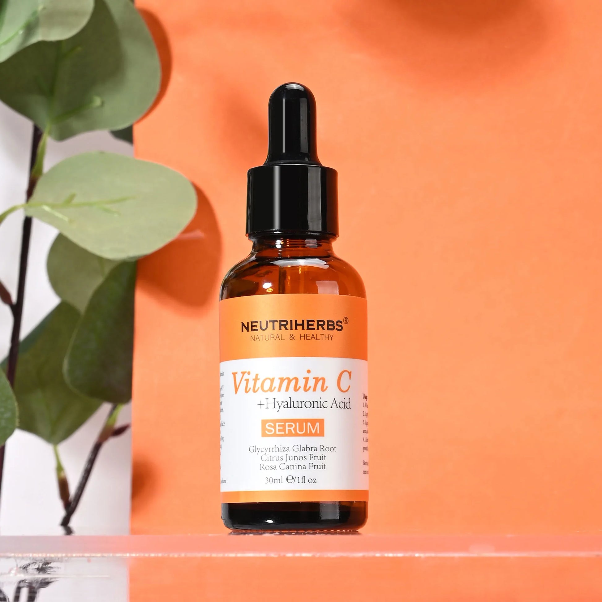 Neutriherbs 10 vitamin c serum hyaluronsyra serum for lyster