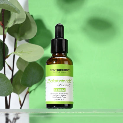 Neutriherbs hyaluronsyra 5 vitamin c serum aterfuktande serum